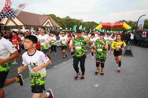 BIB: 
                            <button type="button" onclick="openModal(3530711)" class="btn btn-primary btn-sm float-right btn-popup" data-toggle="modal" data-target=".modal-high-quality">
                        <i class="fas fa-shopping-cart"></i> Add to Cart
                    </button>
                                            <button type="button" onclick="isThisMe(3530711, true)" class="btn btn-success btn-sm float-right btn-popup btn-isme hidden" data-toggle="tooltip" data-placement="bottom" title="นี่คือรูปของคุณใช่ไหม คลิกที่นี่เพื่อเอาเข้าอัลบั้ม">
                        <i class="fas fa-plus"></i> Add to album
                    </button>
                    <button type="button" onclick="isThisMe(3530711, false)" class="btn btn-warning btn-sm float-right btn-popup btn-isnotme hidden">
                        <i class="fas fa-ban"></i> Remove from album
                    </button>